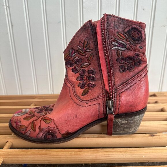 Vintage Red Leather Floral Embroidered Ankle Boots With Side Zipper 37 - Picture 3 of 8
